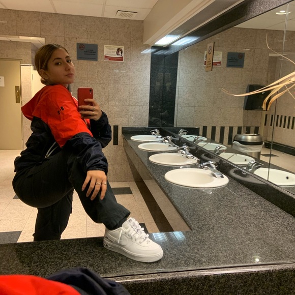 Under Armour Windbreaker - Picture 1 of 5